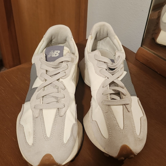 New Balance White and Gray Sneakers - Picture 3 of 3